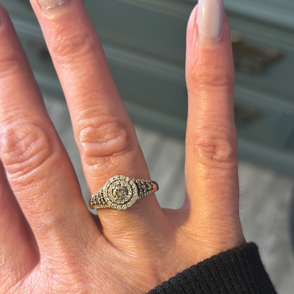 Vintage Gold and Silver Ring with Intricate Design